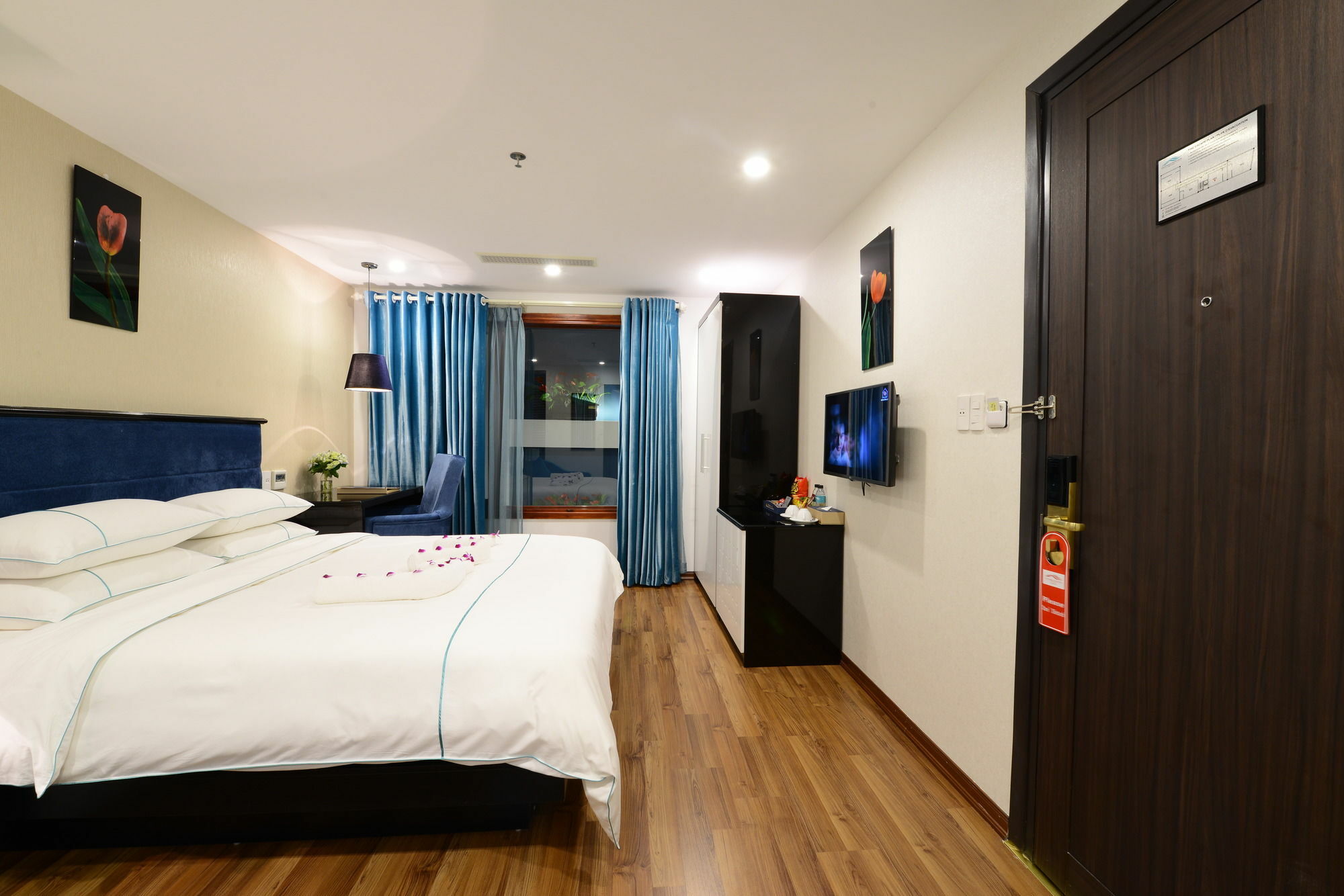 Hanoi Emerald Waters Hotel & Spa Bagian luar foto