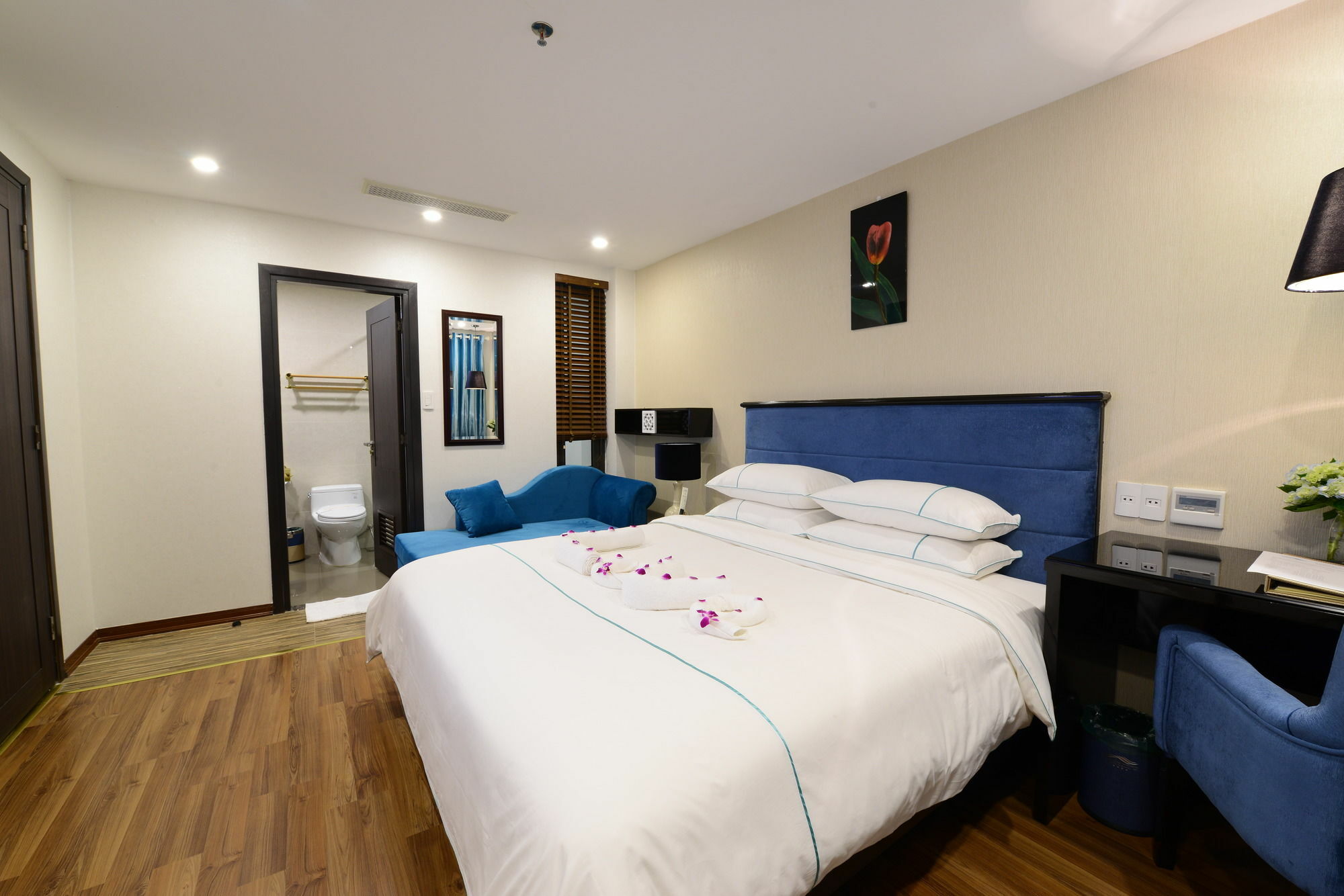 Hanoi Emerald Waters Hotel & Spa Bagian luar foto