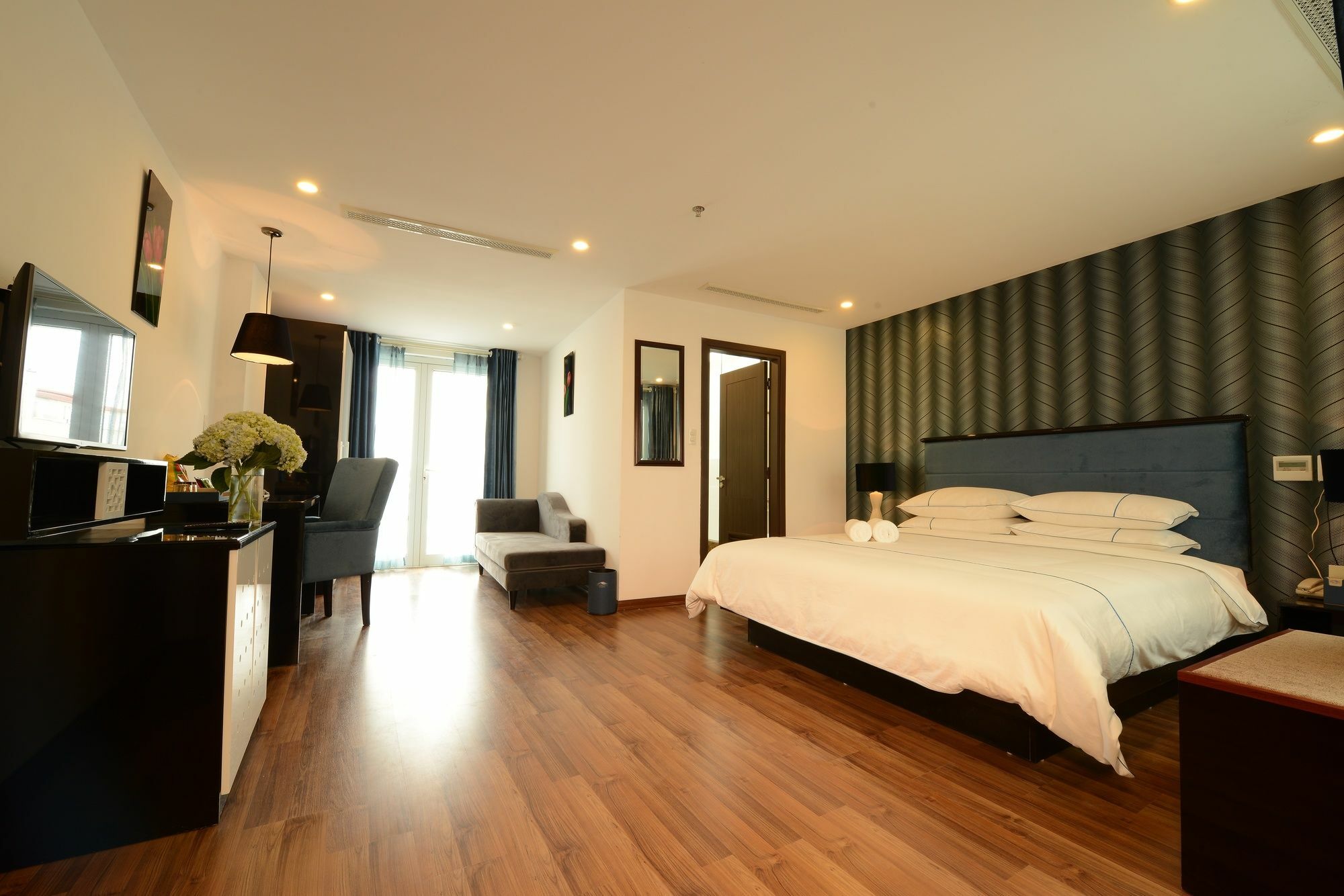 Hanoi Emerald Waters Hotel & Spa Bagian luar foto